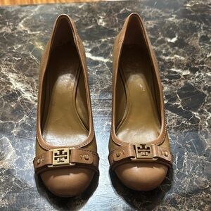 Tory Burch Tan Leather Heels with Gold Accents
